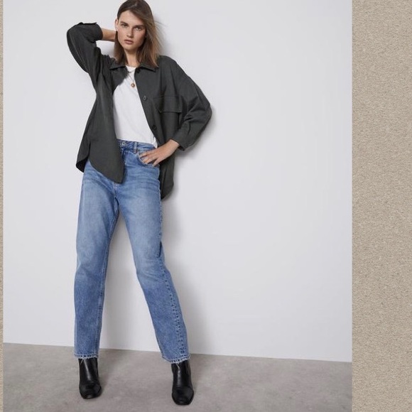ZARA Premium Denim The Relaxed Straight Leg Jeans NWT Size 6 / 38 Air Bl… - Picture 1 of 16